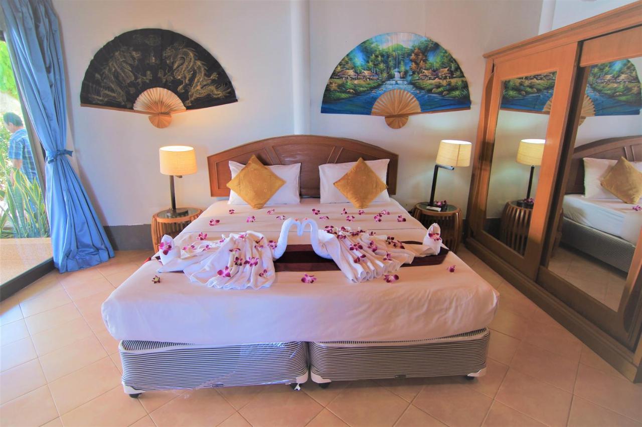 Bangrak Pier Samui Resort Экстерьер фото