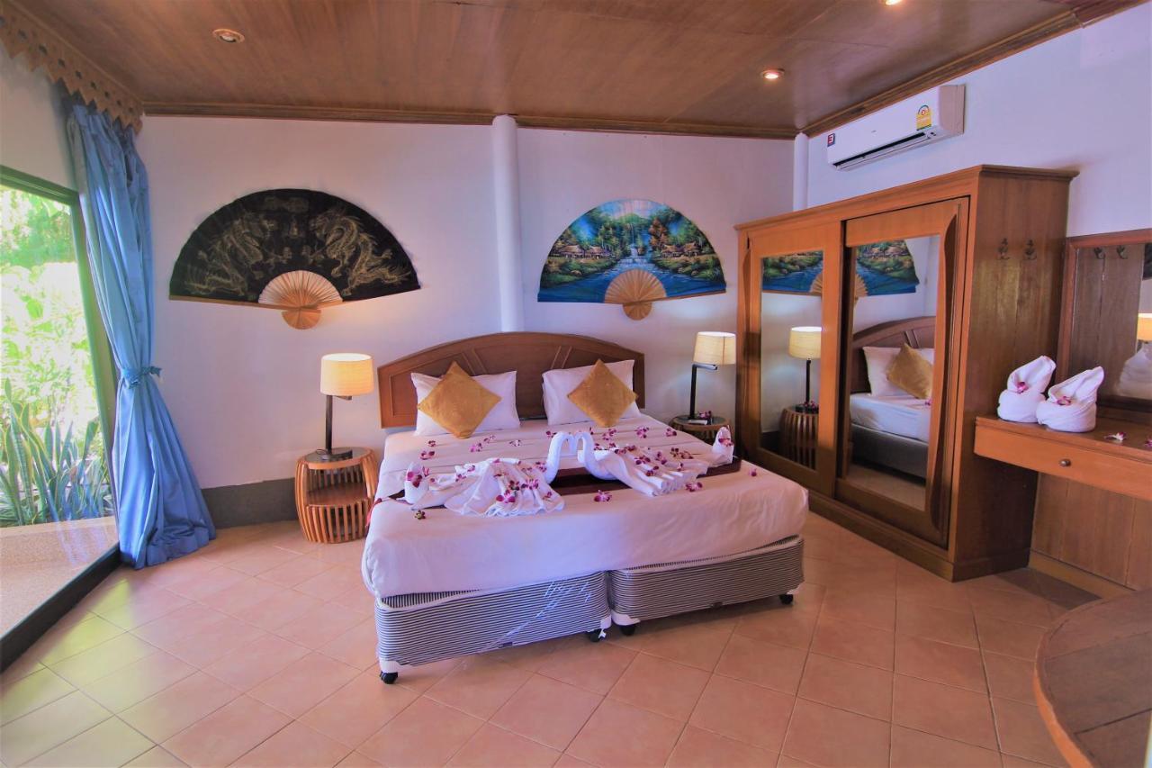 Bangrak Pier Samui Resort Экстерьер фото