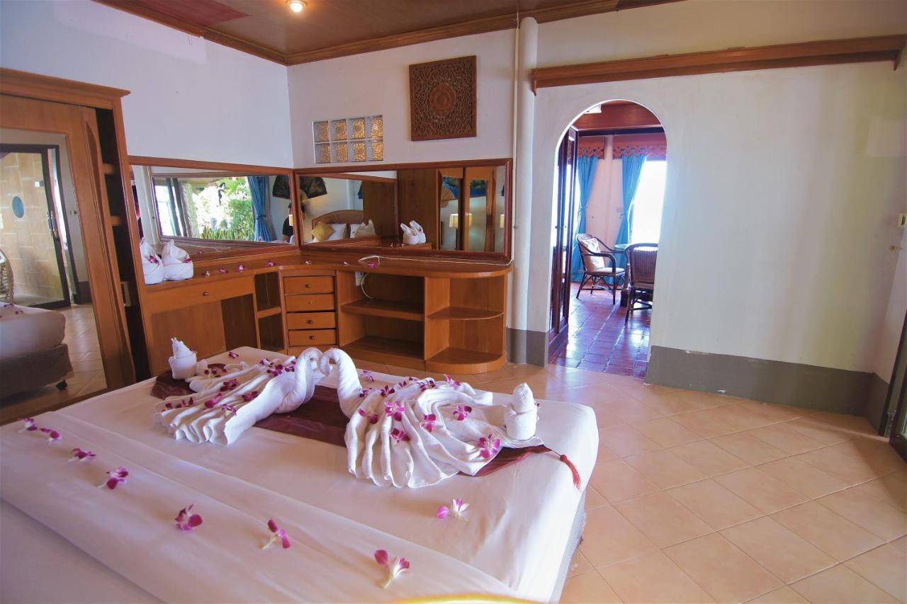 Bangrak Pier Samui Resort Экстерьер фото