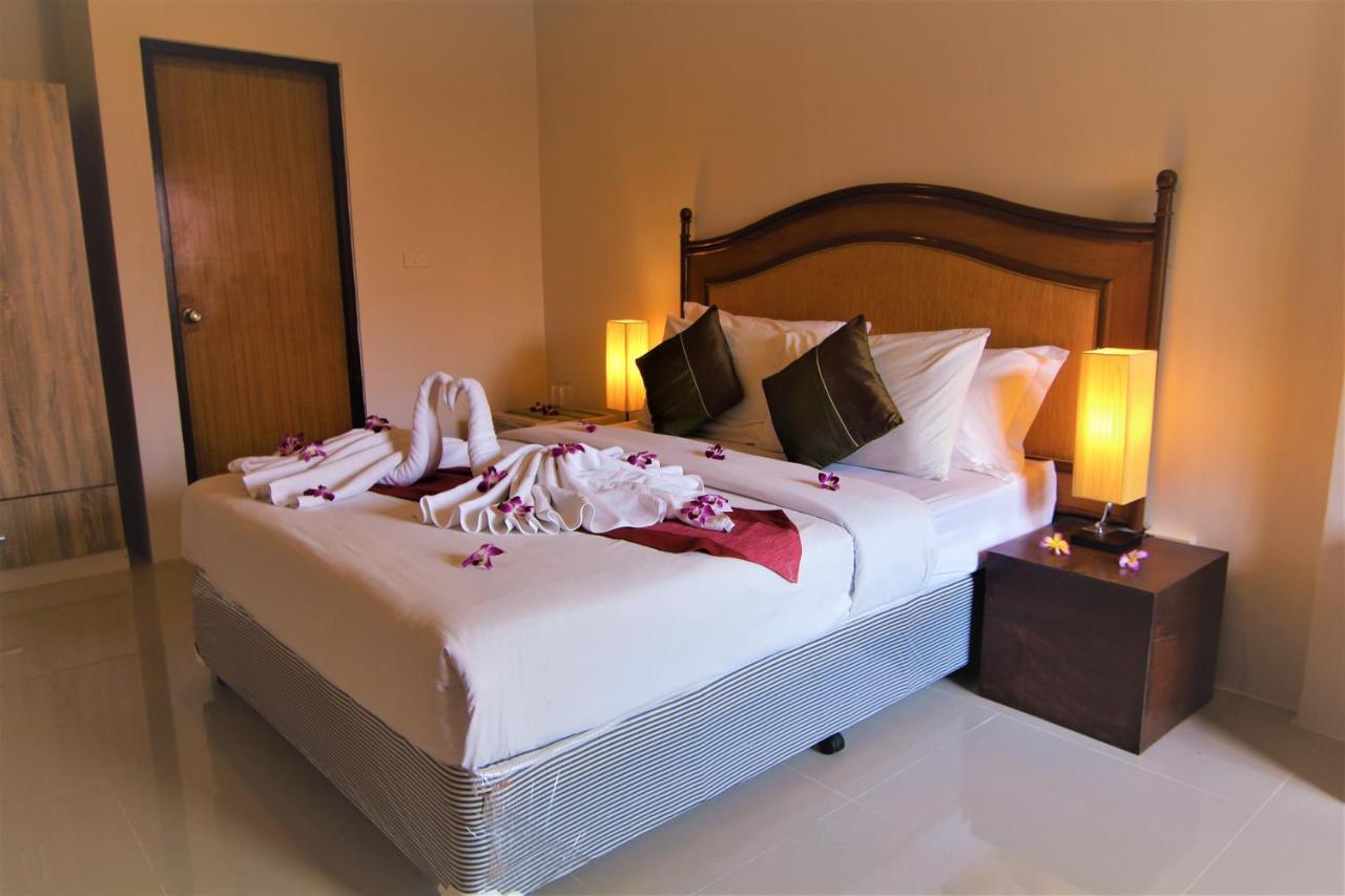 Bangrak Pier Samui Resort Экстерьер фото