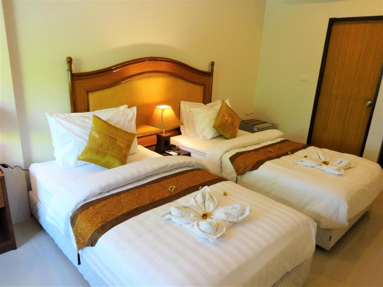 Bangrak Pier Samui Resort Экстерьер фото
