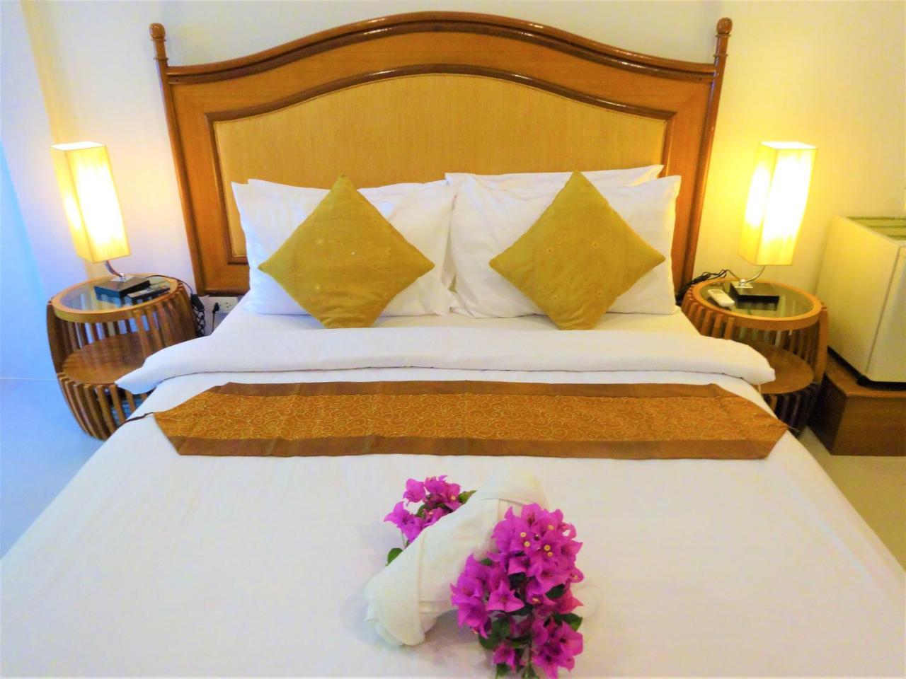 Bangrak Pier Samui Resort Экстерьер фото